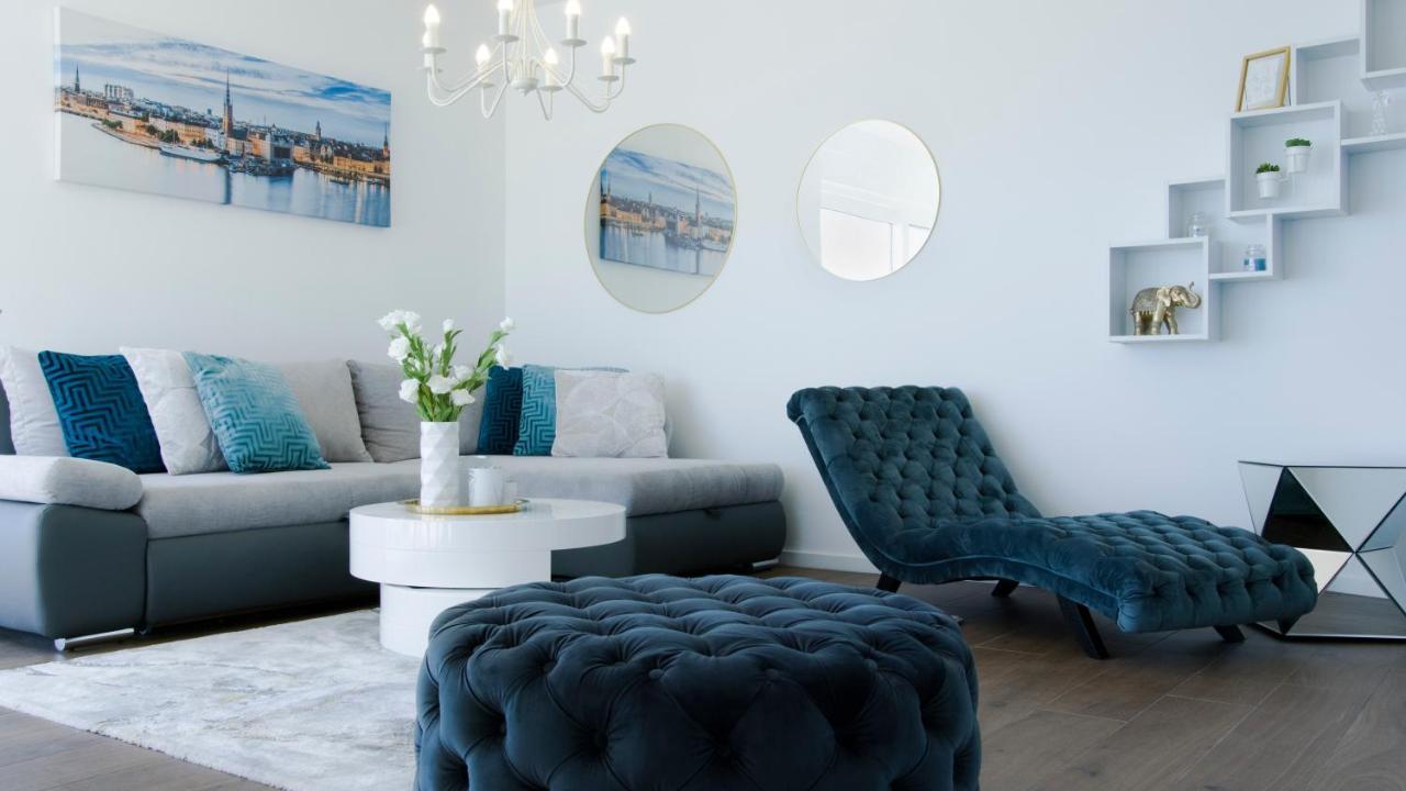 Apartments King And Queen Povile Buitenkant foto