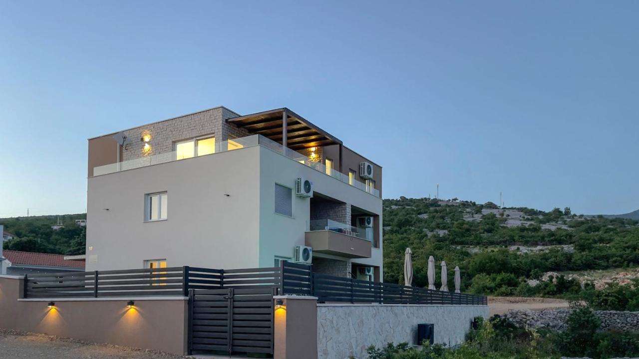 Apartments King And Queen Povile Buitenkant foto